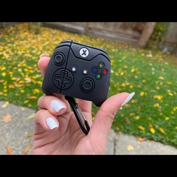 AirPods case - Picture 2 of 2